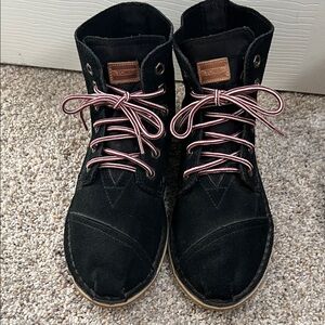 TOMS Black Boots with Red Laces